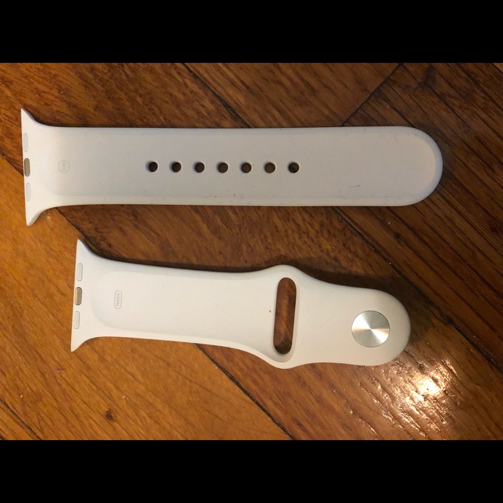 Authentic Apple Silicone Band excellent condition
